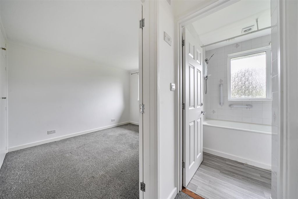 Property photo 3 of 15 3