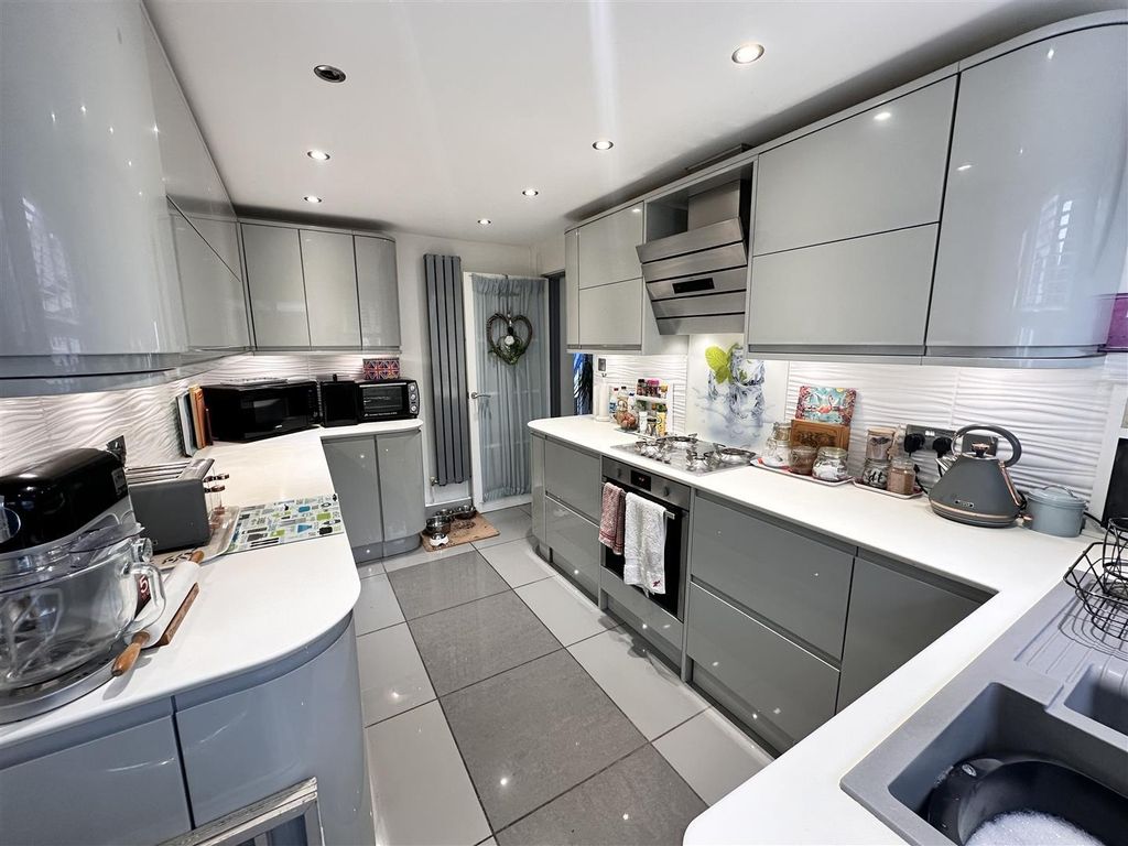 Property photo 2 of 28 Img_6961.Jpeg