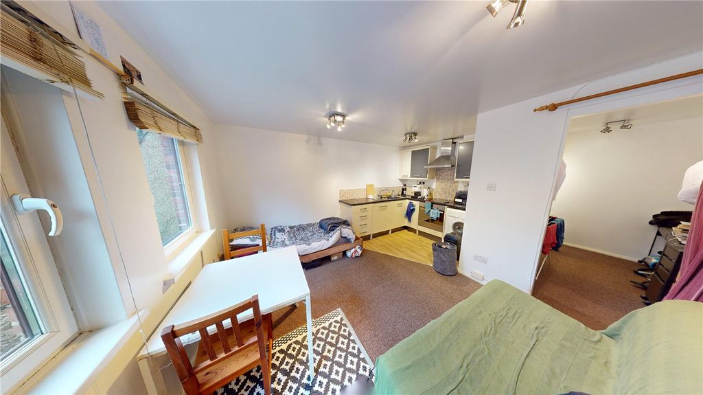 Property photo 1 of 5 Picture No. 05