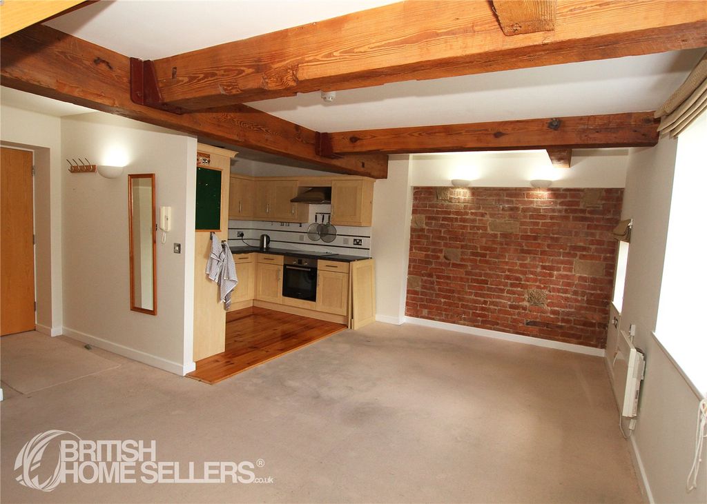 Property photo 2 of 19 Picture No. 06