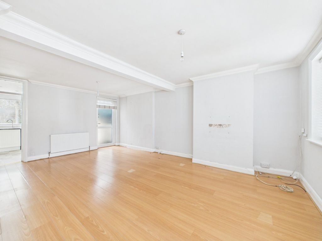 Property photo 2 of 16 5369202