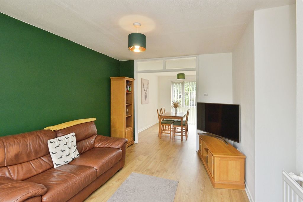 Property photo 3 of 17