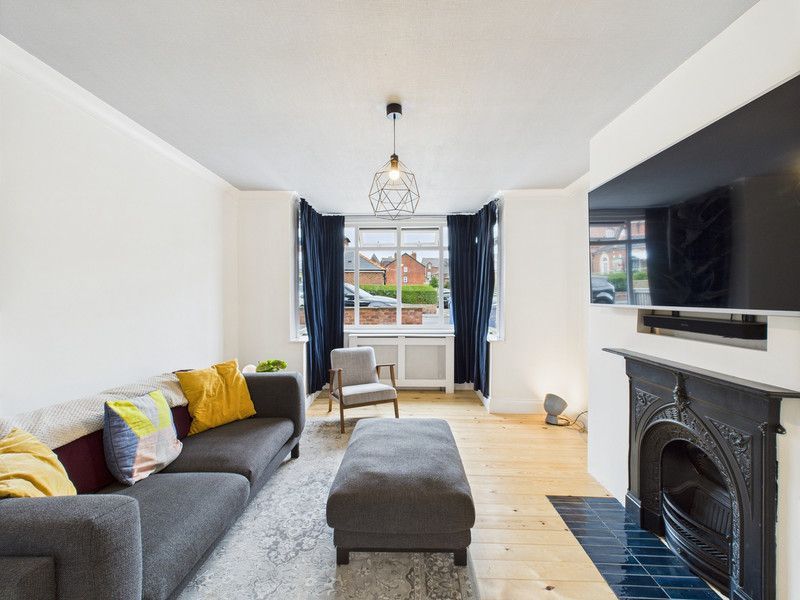 Property photo 3 of 25