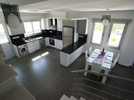 Property photo 3 of 3