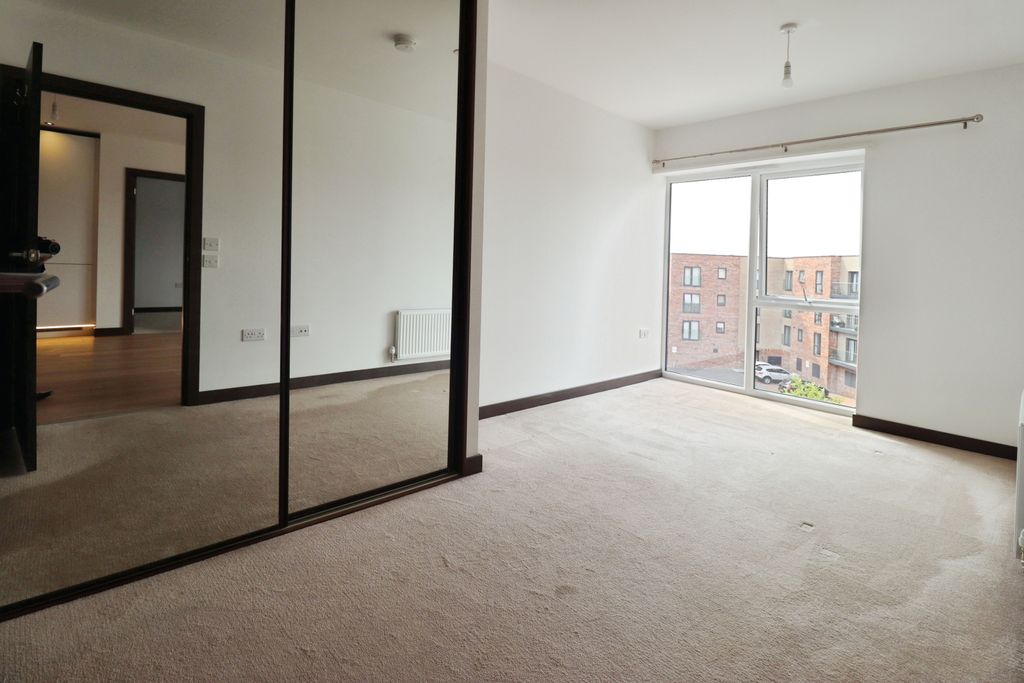 Property photo 3 of 7