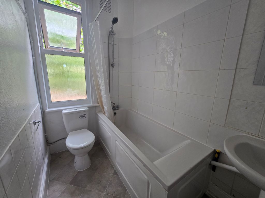 Property photo 3 of 3