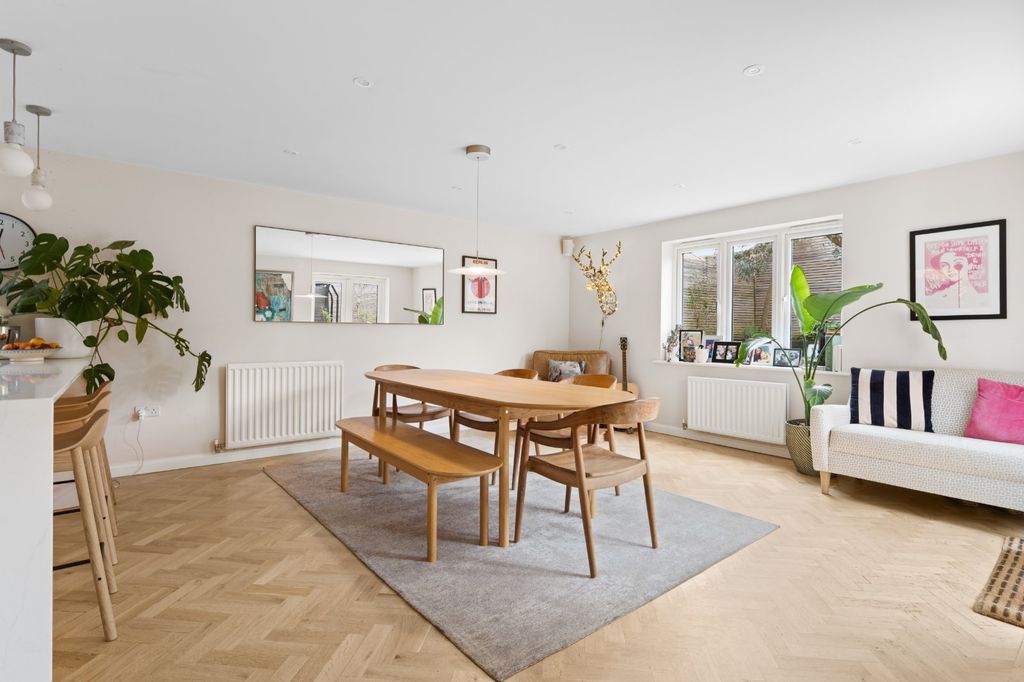 Property photo 3 of 26 Picture No. 36