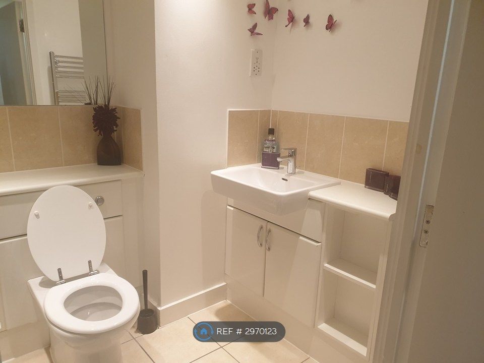 Property photo 3 of 19