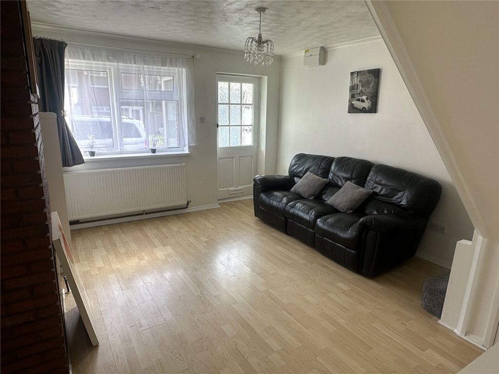 Property photo 3 of 14 Picture No. 12