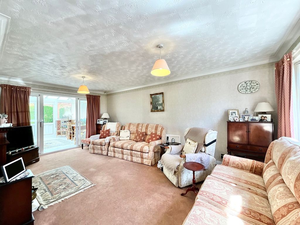 Property photo 2 of 44