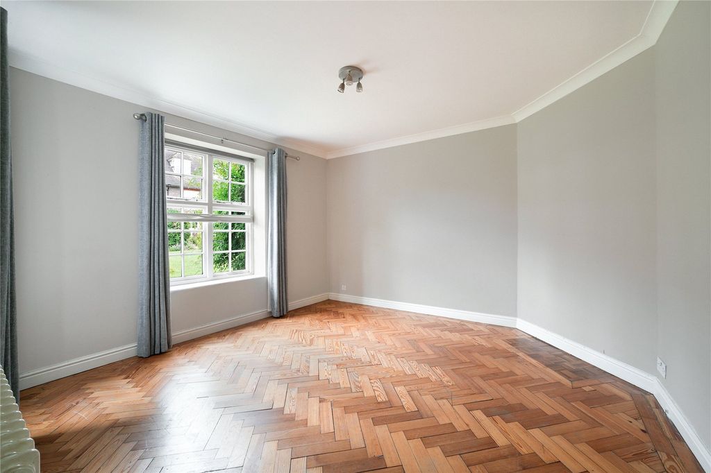 Property photo 2 of 10 Picture No. 01