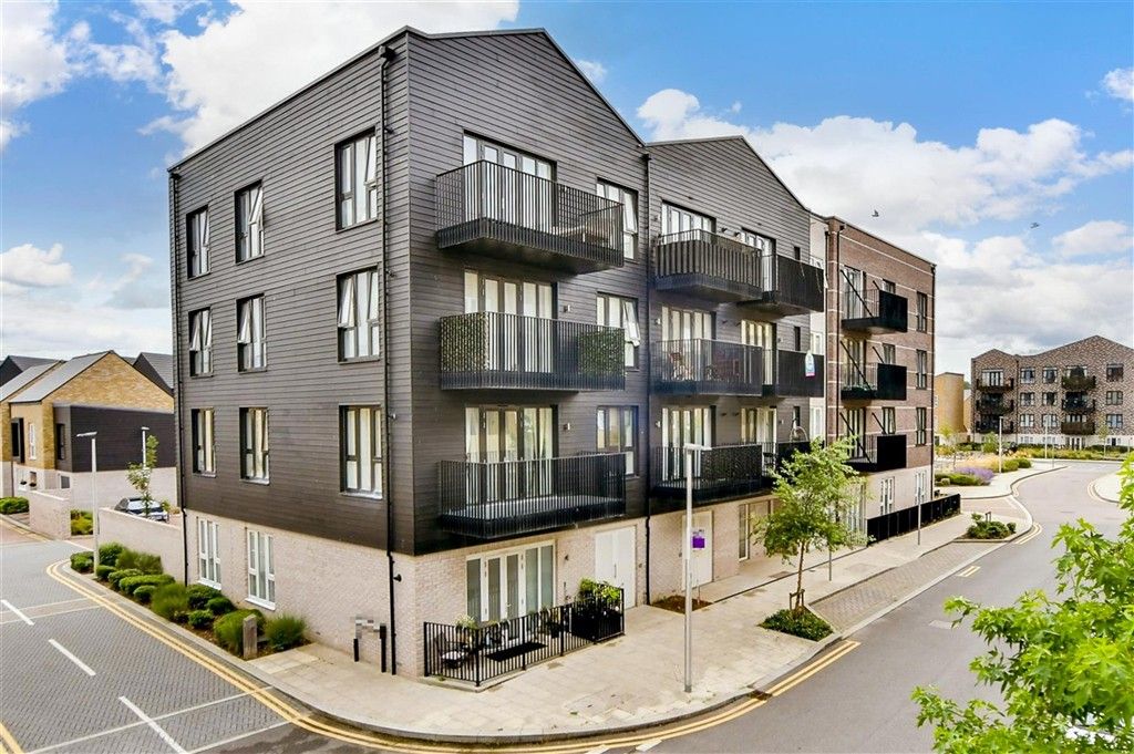 Property photo 3 of 7 External (Web)