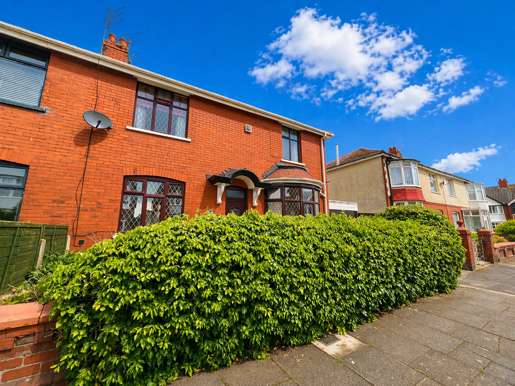 Property photo 1 of 17