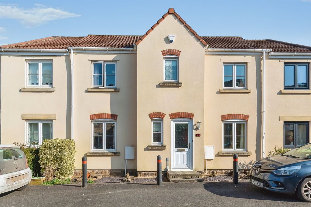 Property photo 1 of 24