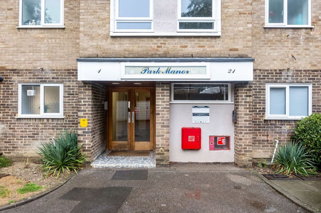 Property photo 2 of 13
