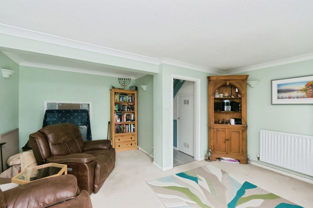 Property photo 2 of 18 Living Room