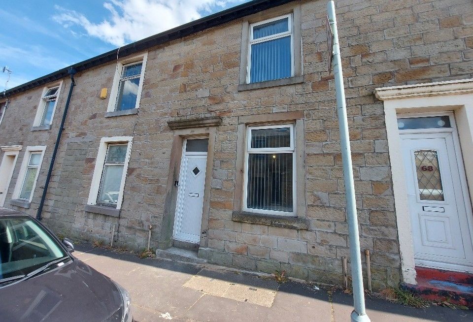 Property photo 2 of 16