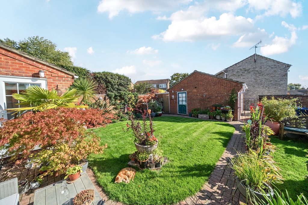 Property photo 2 of 13