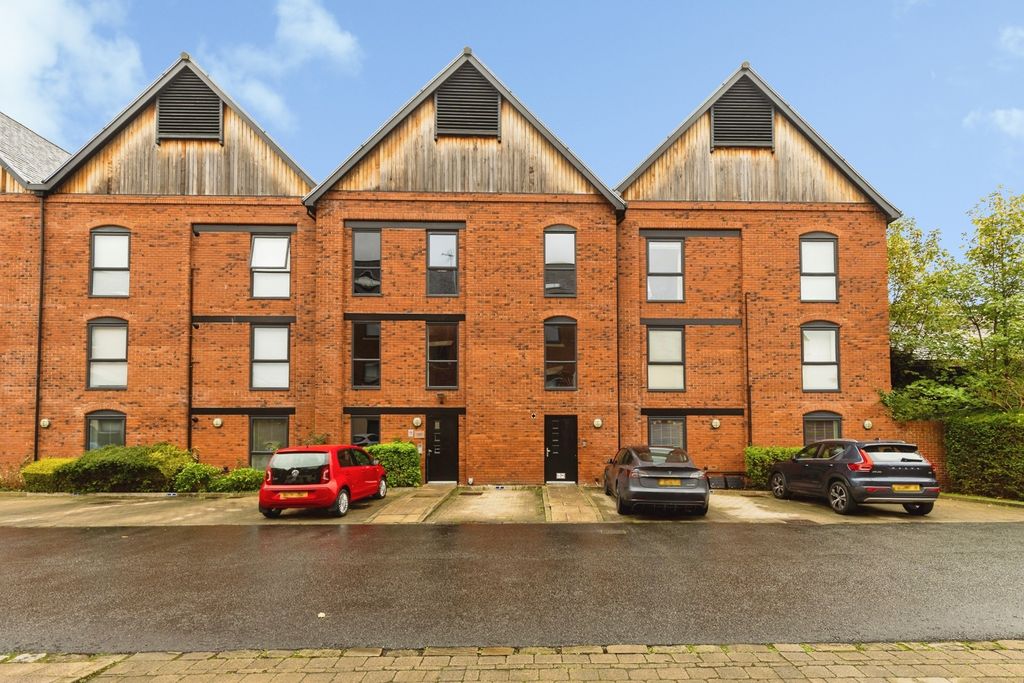 Property photo 1 of 12 Pbox-Img.Jpg