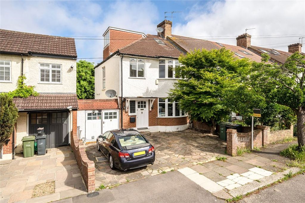 Property photo 1 of 16