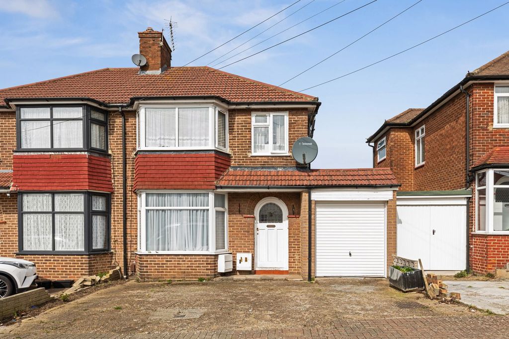 Property photo 1 of 22