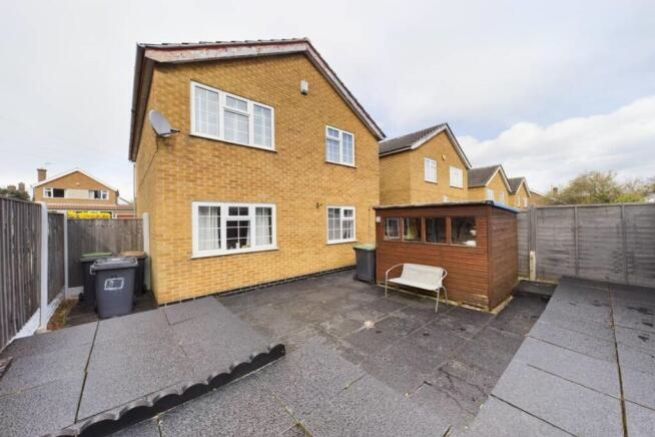 Property photo 1 of 11 112579_Qbe210045_L_Img_10_0000_Max_656x437