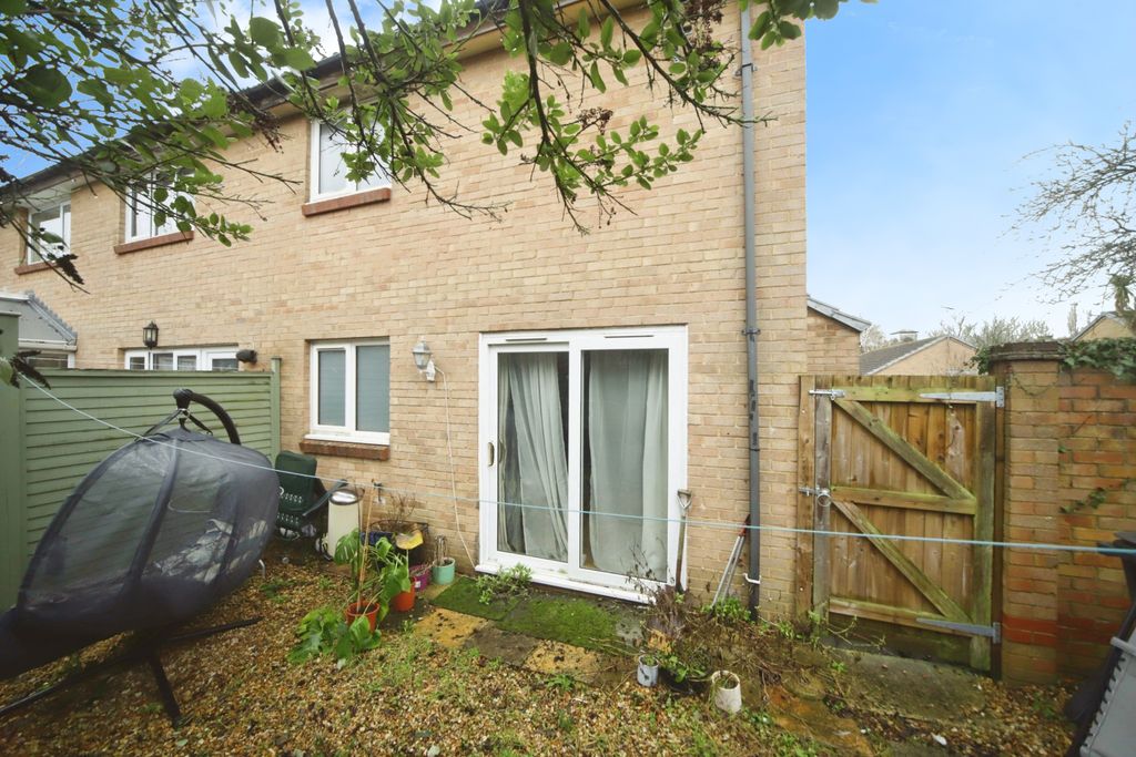 Property photo 3 of 18