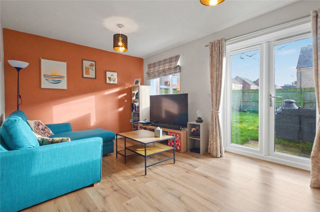 Property photo 2 of 15 Picture No. 08