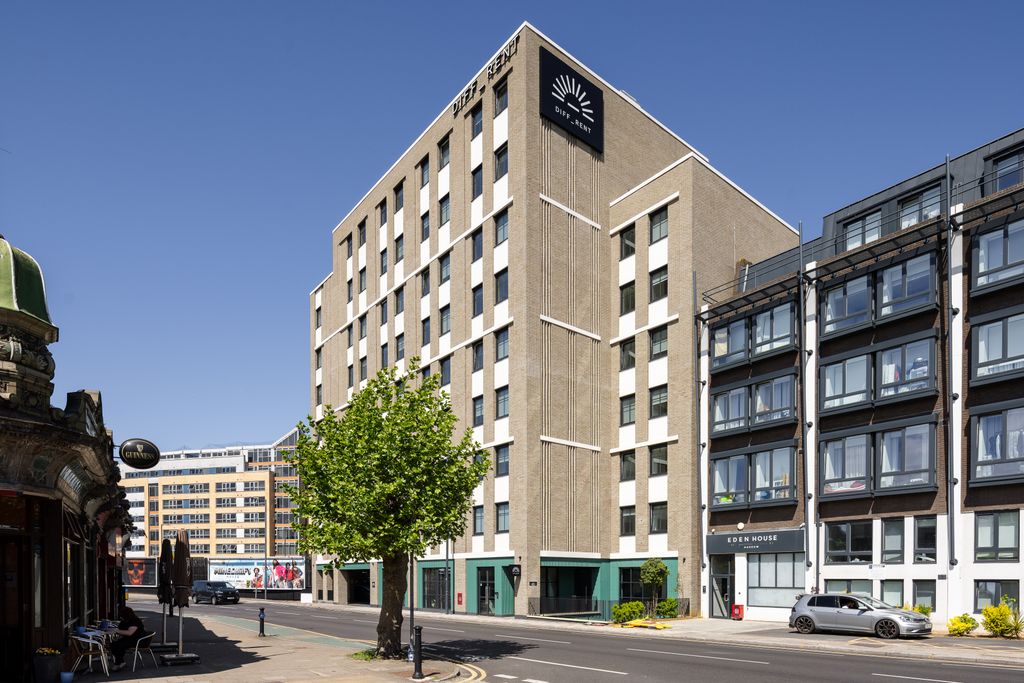 Property photo 3 of 22