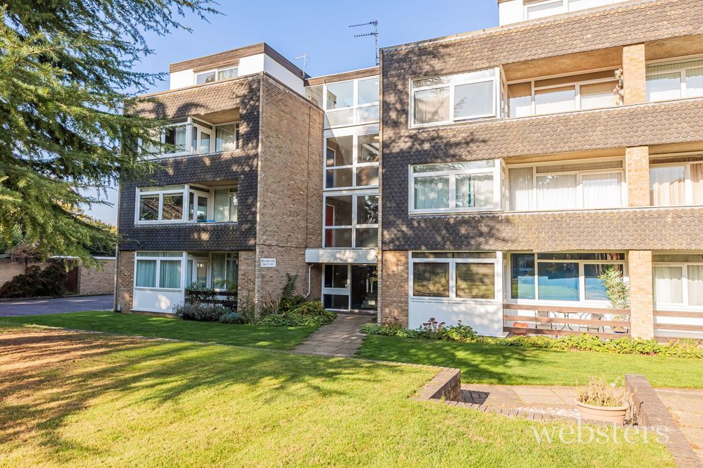 Property photo 1 of 12