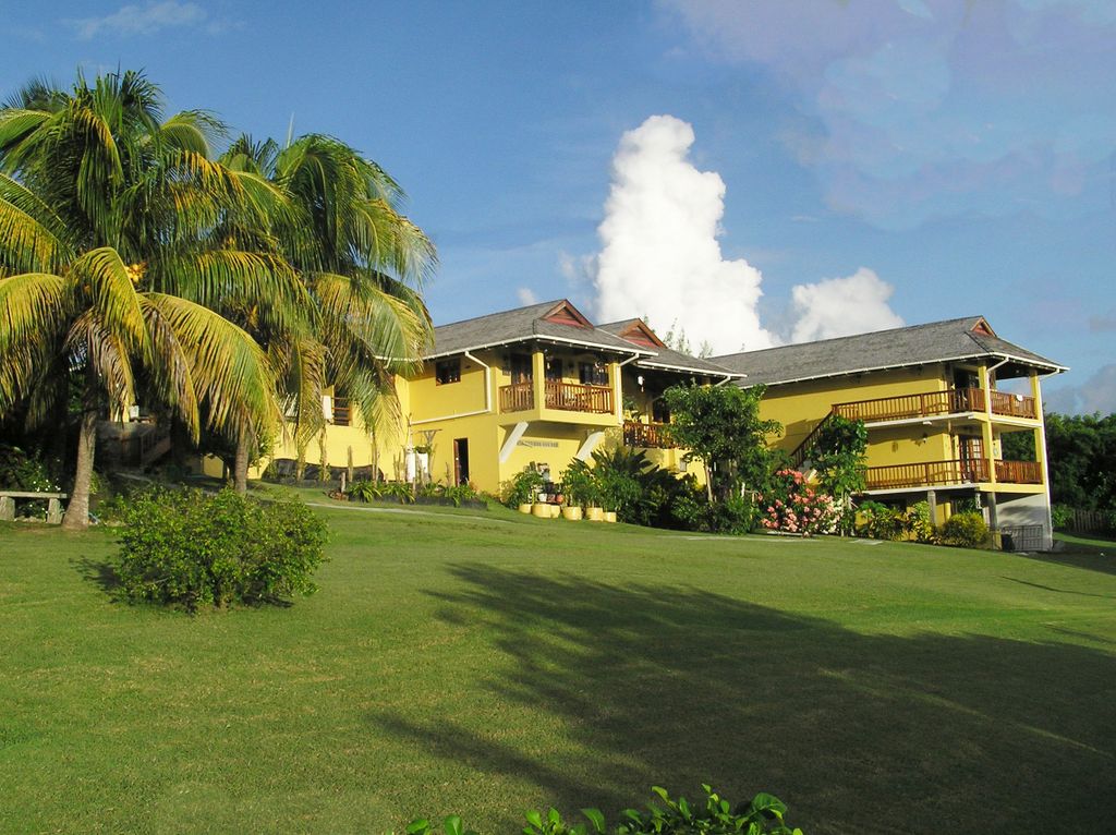 Property photo 1 of 37