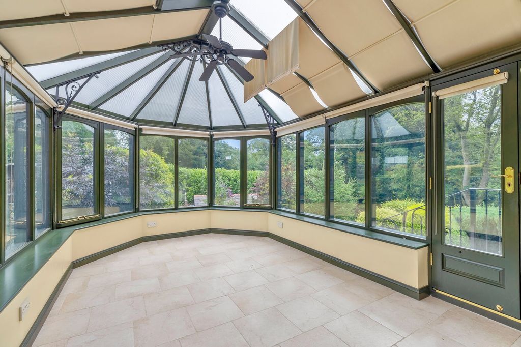 Property photo 3 of 23 Picture 3