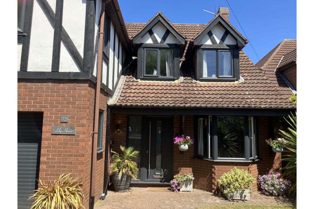 Property photo 3 of 30