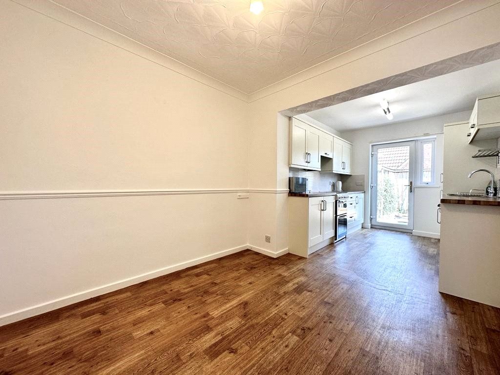 Property photo 3 of 9 3