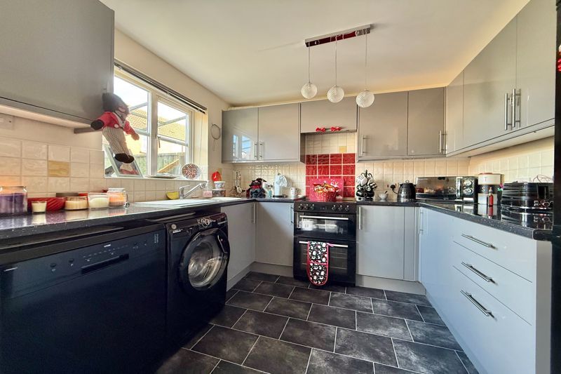 Property photo 3 of 10 Re-Styled Kitchen/Diner