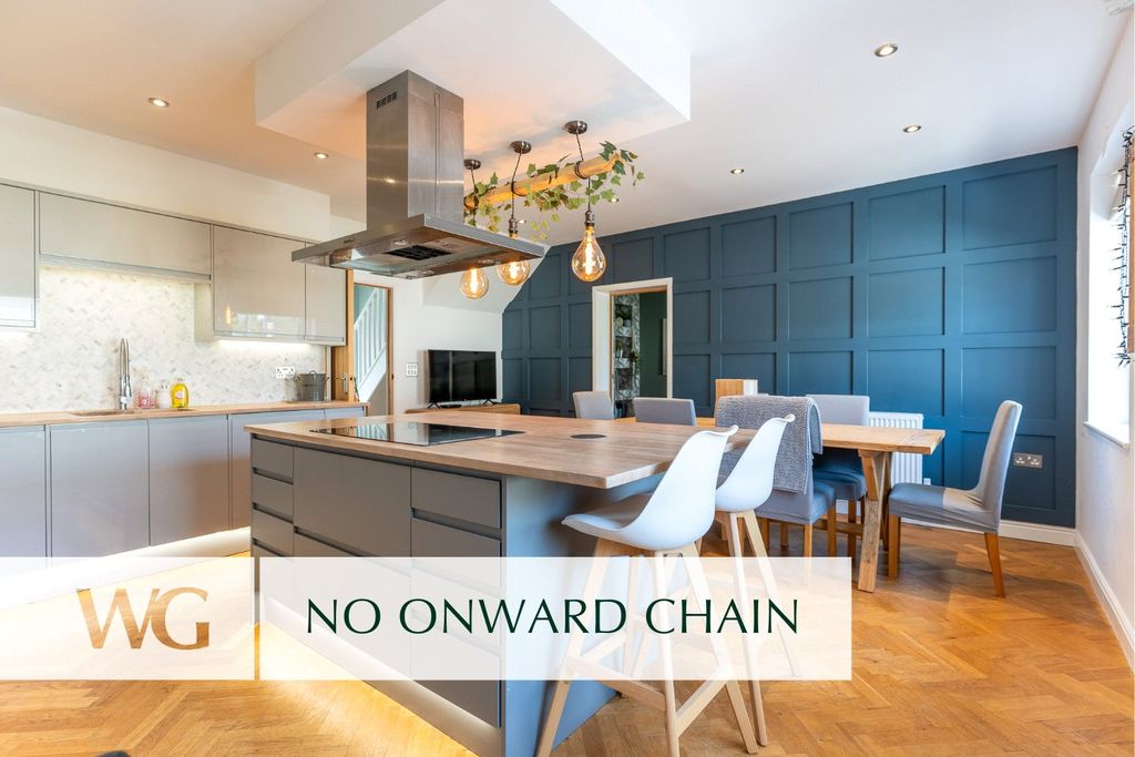 Property photo 2 of 13 Kitchen