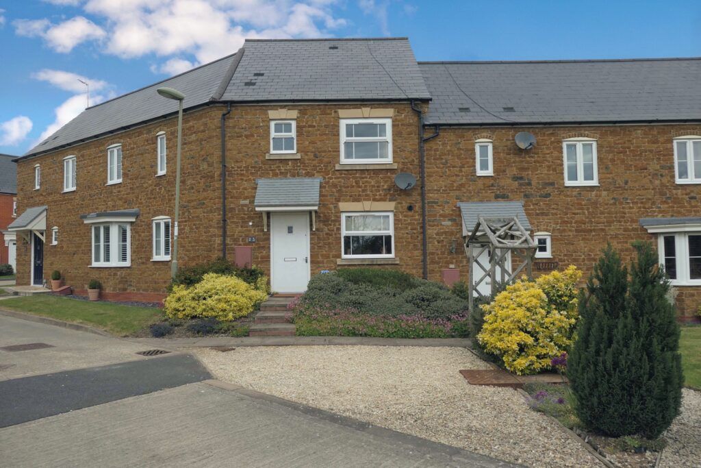 Property photo 1 of 9