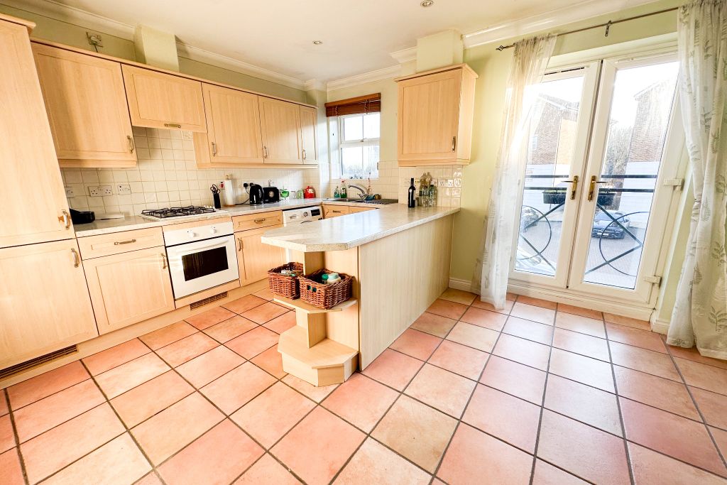 Property photo 2 of 8