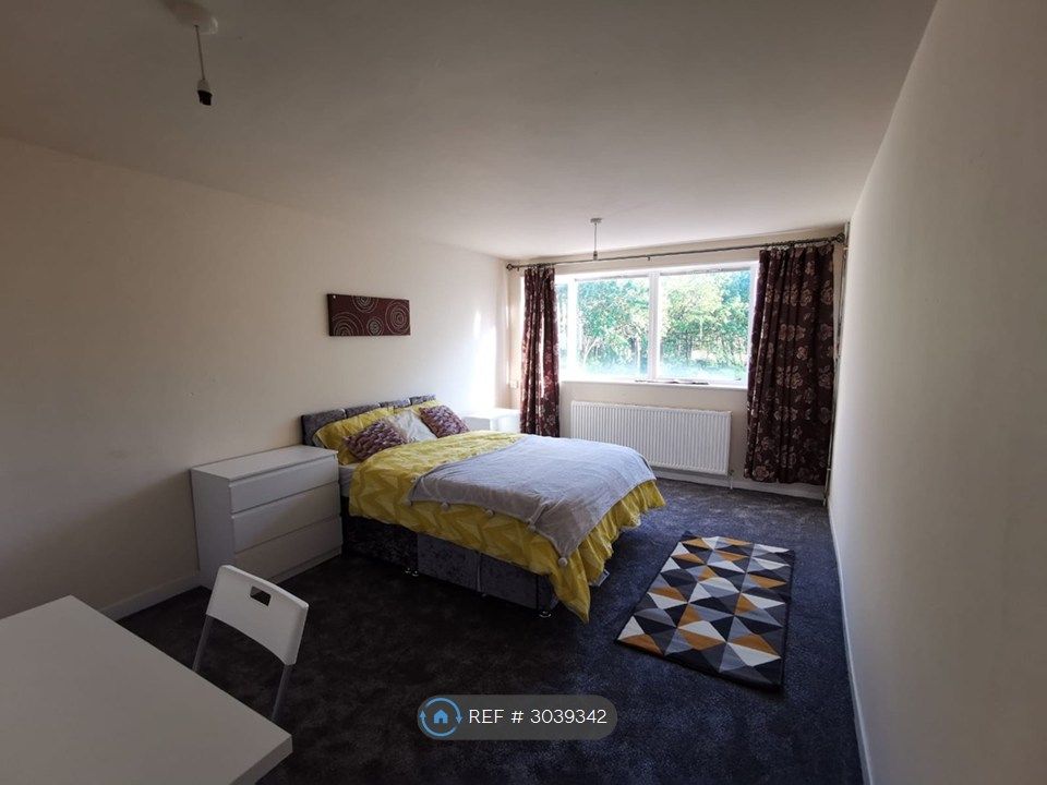Property photo 2 of 4