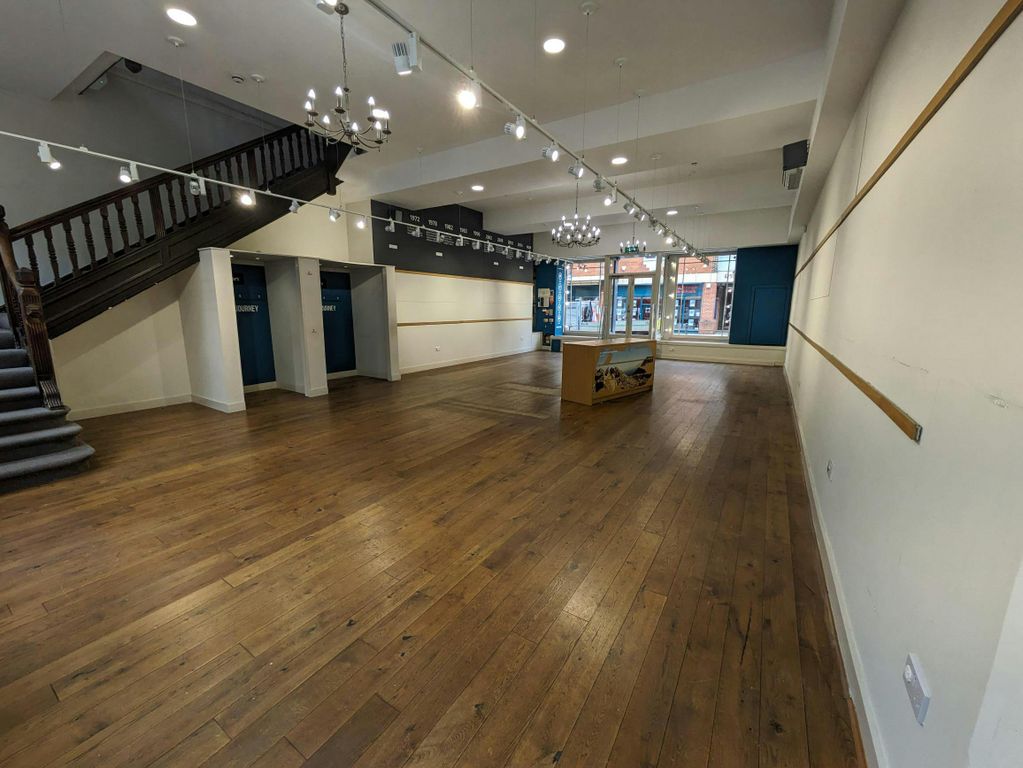 Property photo 2 of 5 1000003988.Jpg