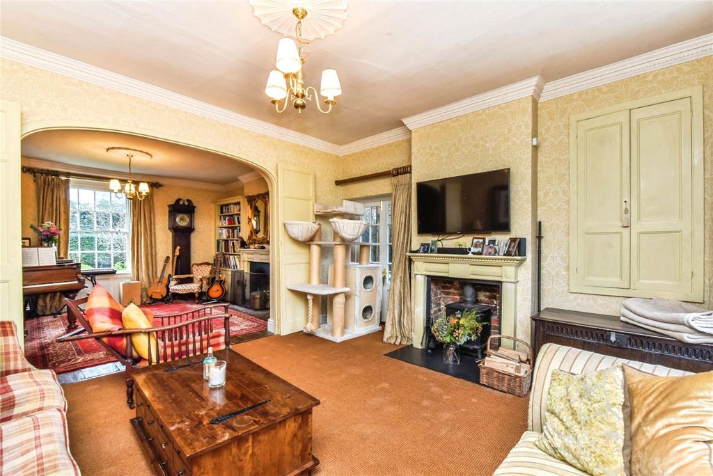 Property photo 2 of 28 Picture No. 40