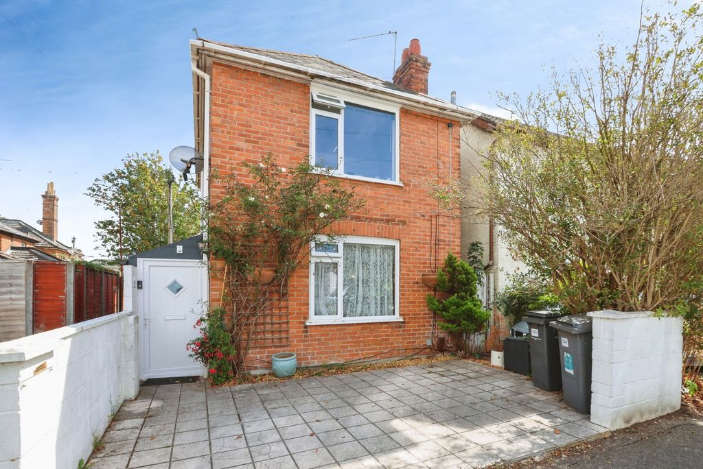 Property photo 1 of 19 Pbox-Img.Jpg