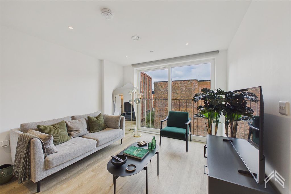 Property photo 1 of 17 1.Jpg