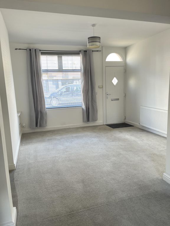 Property photo 2 of 11 Img_9476