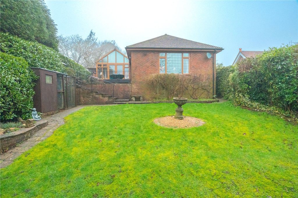 Property photo 3 of 23 Picture No. 29