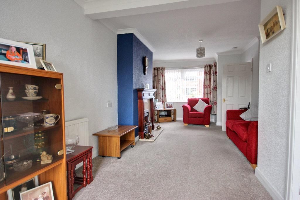 Property photo 1 of 11 Img_5947-Img_5949_Lzn.Jpg