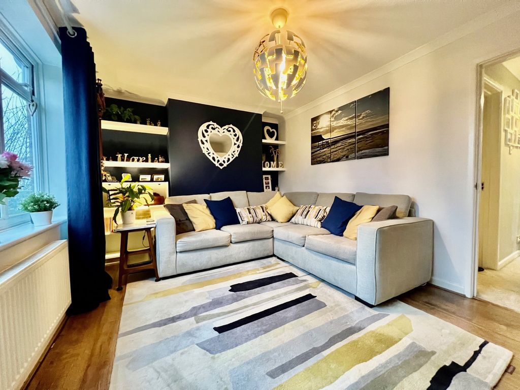 Property photo 3 of 13