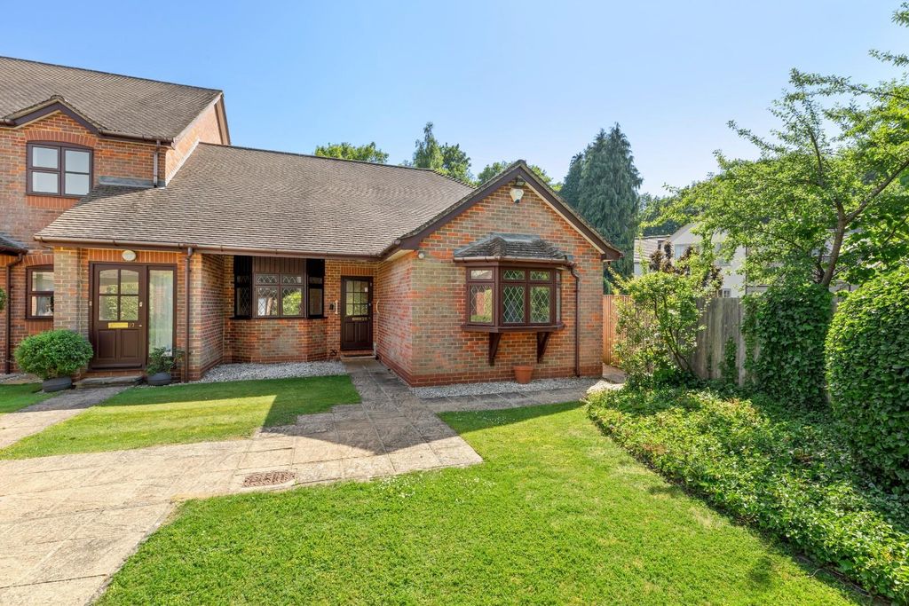 Property photo 1 of 16 Frontaspect