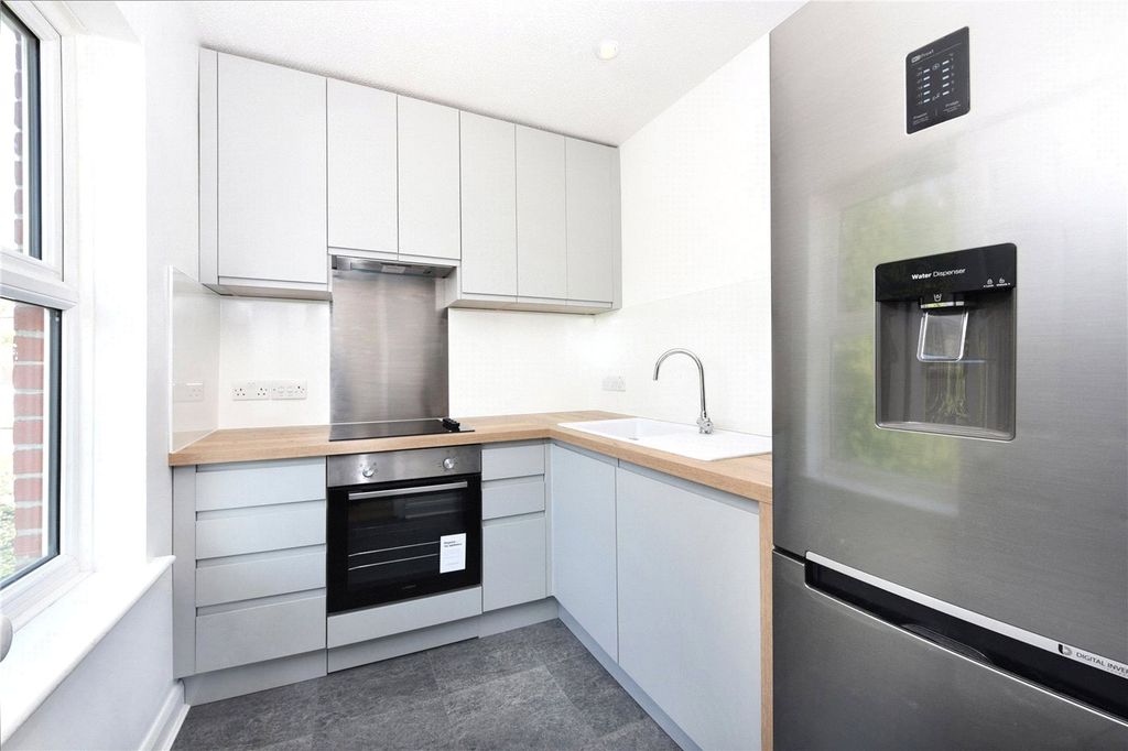 Property photo 2 of 10 Picture No. 07