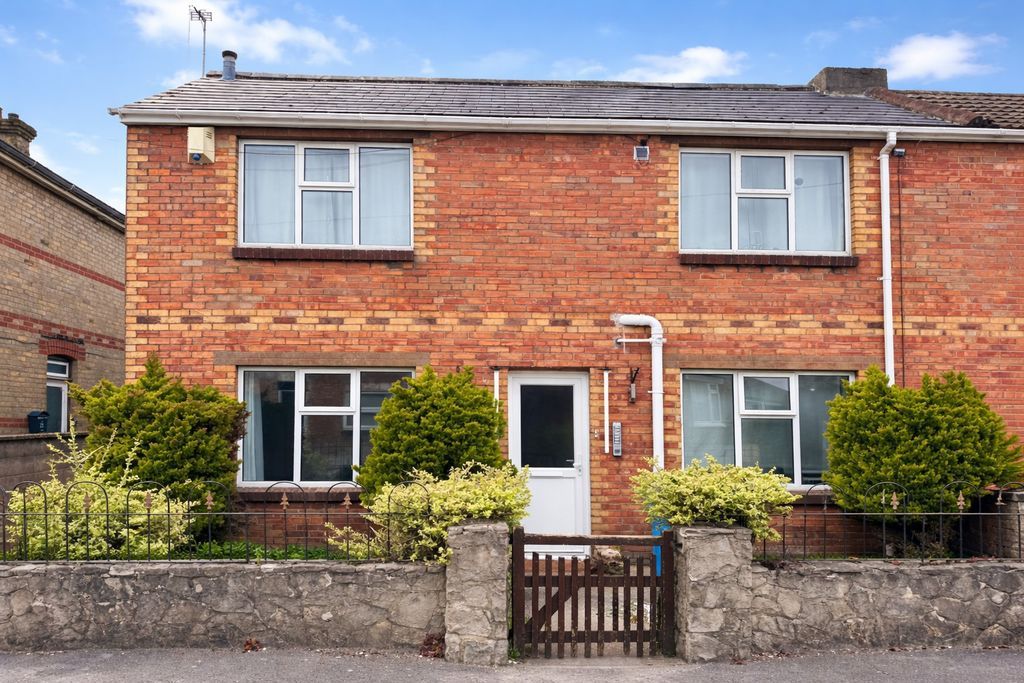 Property photo 2 of 9 Photo 2